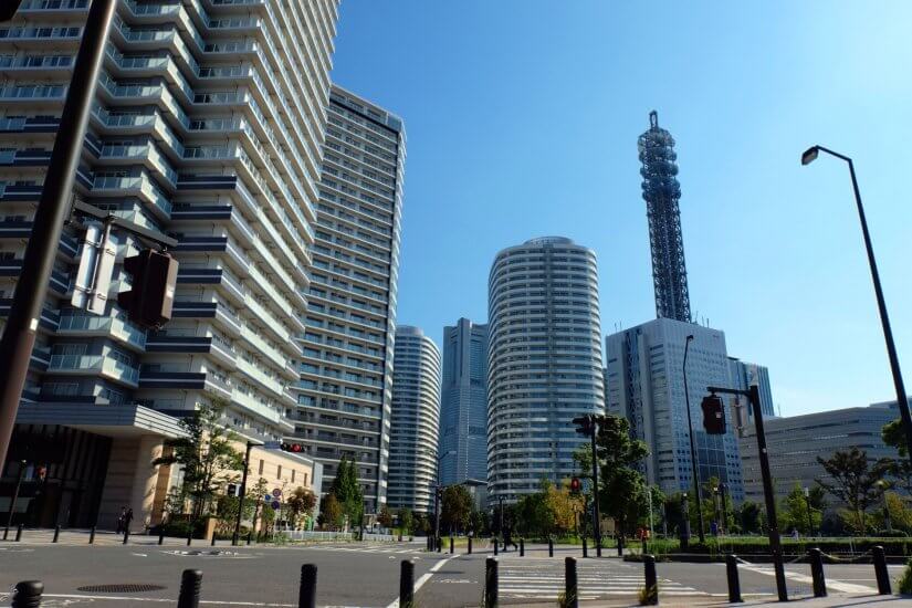 横浜の高層タワーマンション住人へ到達する、集客力アップ同梱DM